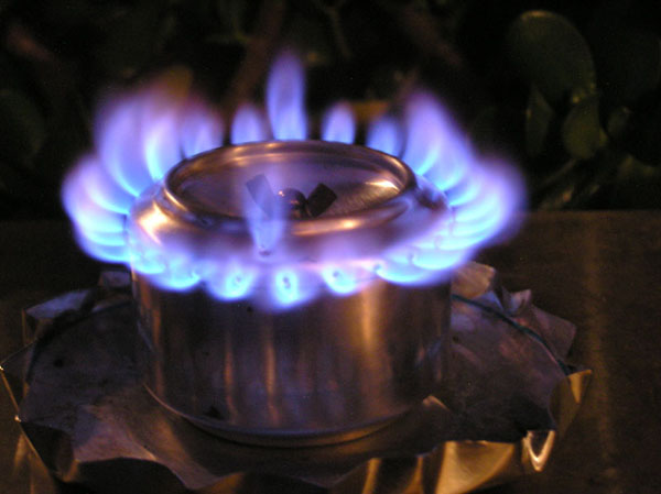 alcohol_stove_5_04.jpg