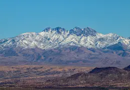 Four Peaks w Clouds n Snow 20250308 31