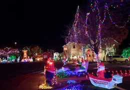 Neighborhood Christmas Lights 2022 20