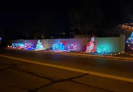 Neighborhood Christmas Lights 2022 43