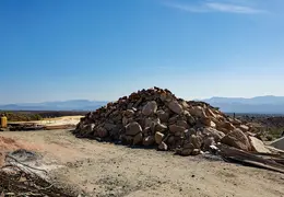 Walk to Grey Owl Trl 20230604 17