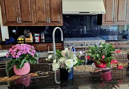 Kitchen Flowers 20250225