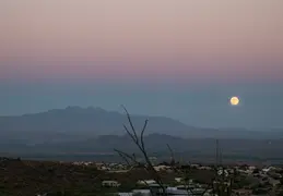 Moon 20230928 01