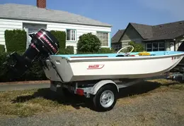Boston Whaler 03