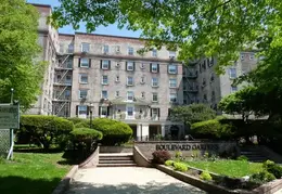 Boulevard Gardens 01
