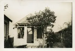 Grandma Gipperts Bungalow In Amityville Auguest 28 1949 2
