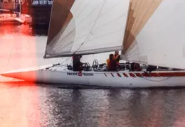 Americas Cup Yacht 1985 03