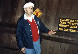 Mystery Spot w Mom n Jerry 15