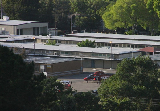 lifeflight helicopter at loma vista school may 2012 03