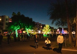 fountain hills stroll in the glow 20231202 24