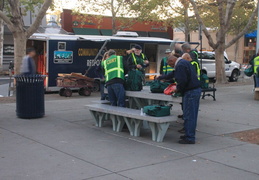 2013 11 cert graduation drill 001